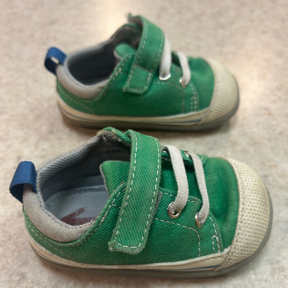 See Kai Run Toddler Shoes size 4.5